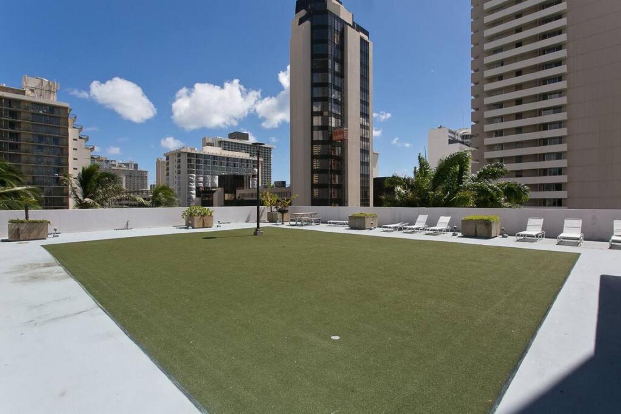 Royal Kuhio 1702 - Spacious With Stunning Mountain Views In The Heart Of Waikiki!