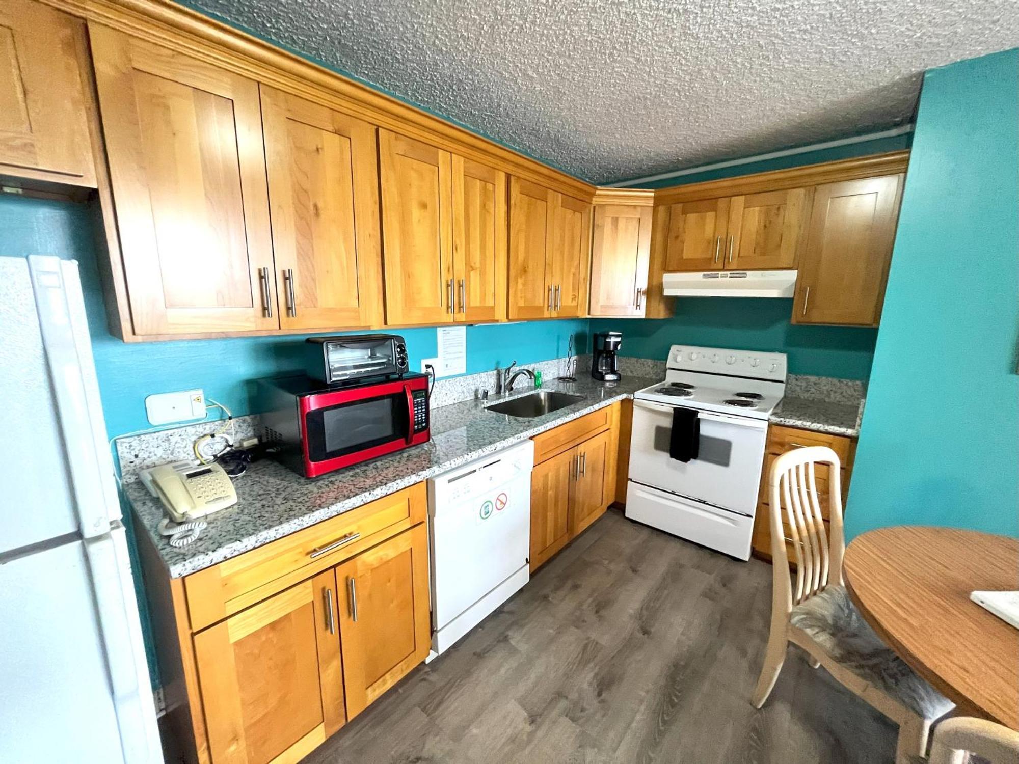 Royal Kuhio 1702 - Spacious With Stunning Mountain Views In The Heart Of Waikiki! Honolulu